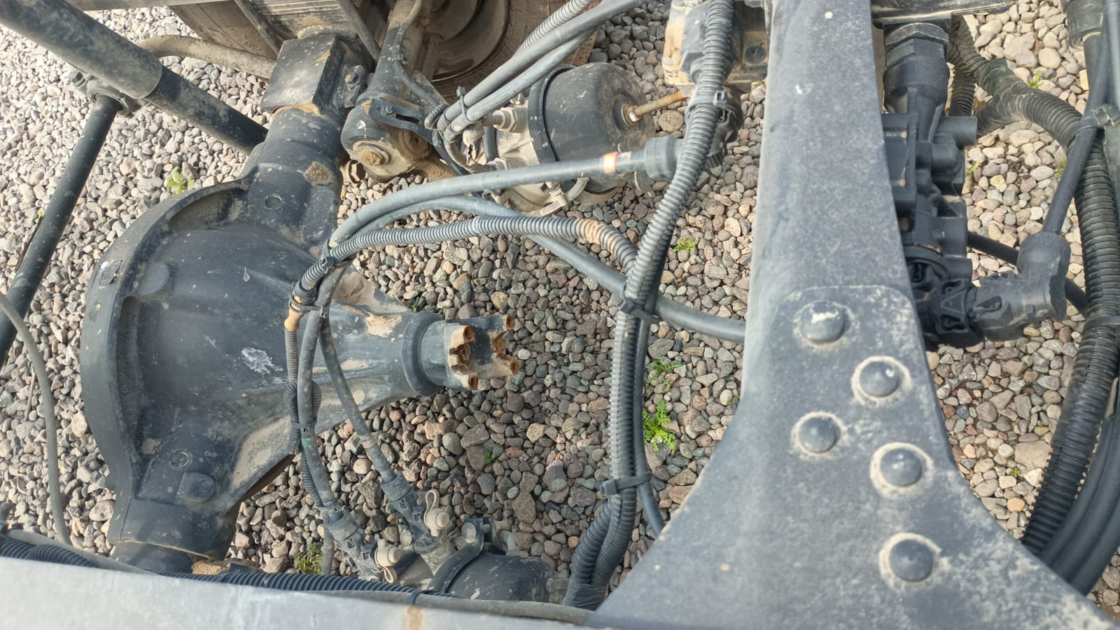 ESTANQUE DE PETROLEO Volkswagen DELIVERY 9.170 2019  USADO  EN DESARME